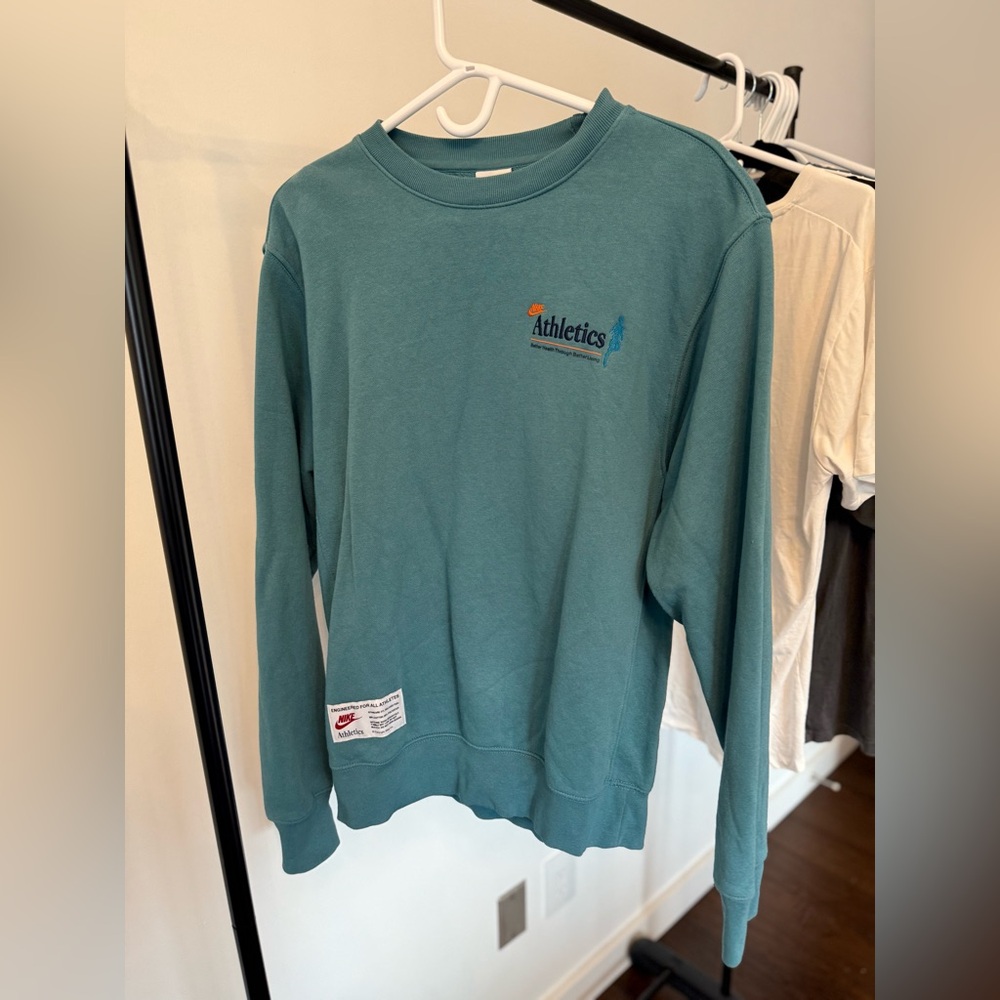 Nike Teal Athletic Sweatshirt